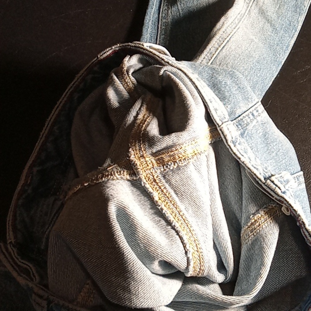 Woman's jeans, good stretch blue. 8 regular. High-rise flare. - Picture 10 of 10